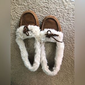 Tan suede faux fur lined slippers